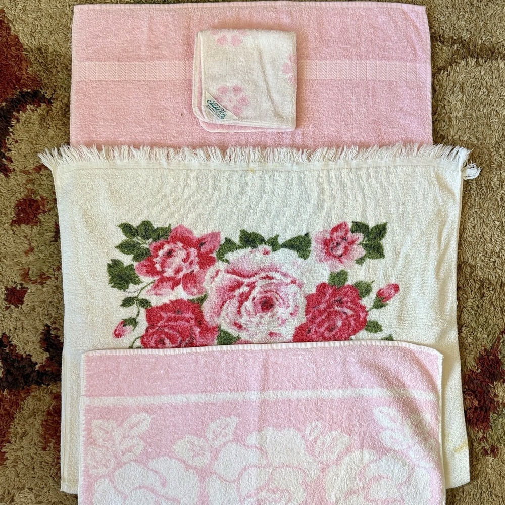 4pc VTG 60s Cannon Towel Set Pink Floral Roses Fringe 3 Bath Towels 1 Washcloth